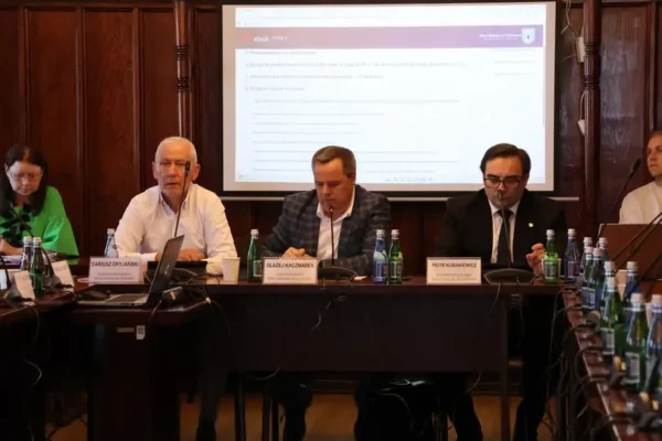 Rada Miejska w Pleszewie obradowała na XXIX sesji. Podjęto kluczowe uchwały