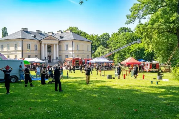 Piknik Strażacki w Dobrzycy – rodzinna zabawa i edukacja