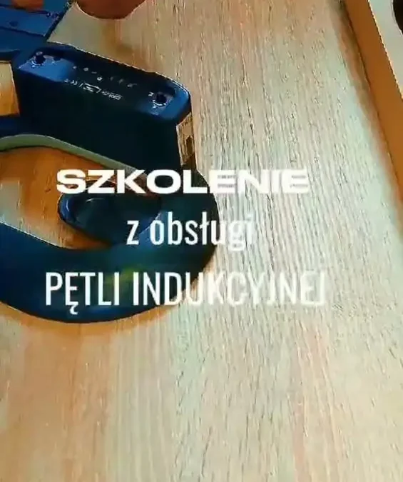 Biblioteka w Pleszewie szkoli się z obsługi pętli indukcyjnej dla osób niedosłyszących