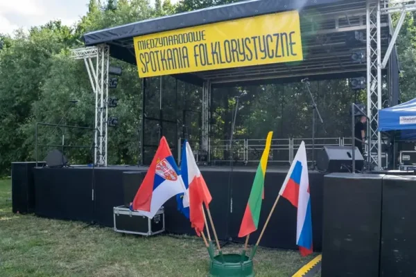 XXVII Międzynarodowe Spotkania Folklorystyczne w Dobrzycy – święto tradycji i międzynarodowej przyjaźni