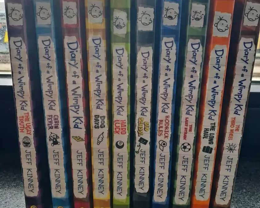 „Dziennik Cwaniaczka” po angielsku w bibliotece w Pleszewie