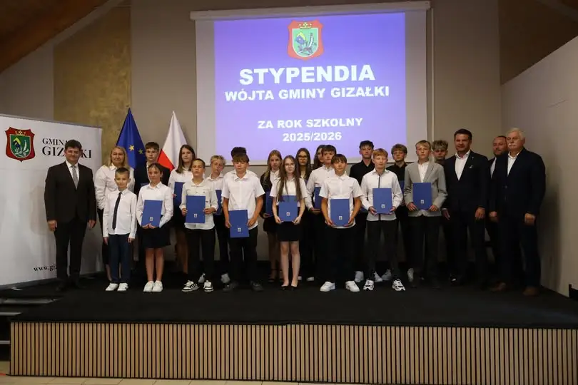 48 uczniów z gminy Gizałki odebrało stypendia Wójta za rok szkolny 2025/2026