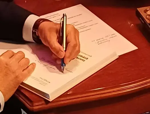 Promocja książki o Irenie Spychałowej w parku w Oborach – lekcja historii małej ojczyzny