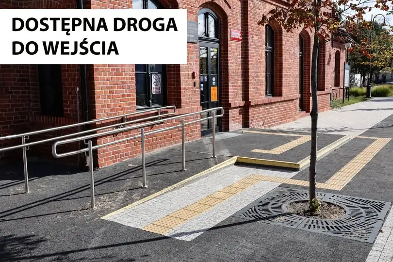 Pleszewska biblioteka staje się dostępna dla wszystkich – nowe udogodnienia dla osób z niepełnosprawnościami