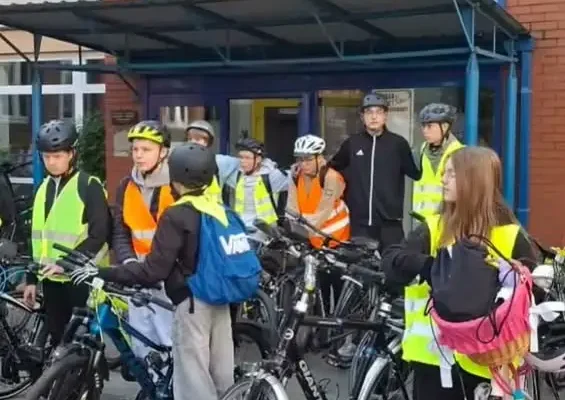 Jesienny rajd rowerowy klas 8 z Pleszewa – 28 km w doskonałej atmosferze