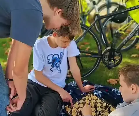 Jesienny rajd rowerowy klas 8 z Pleszewa – 28 km, grill i świetna zabawa