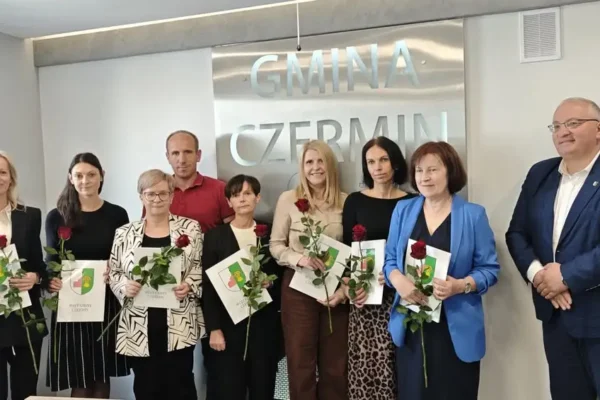 Dzień Edukacji Narodowej w Gminie Czermin – Wójt nagrodził nauczycieli