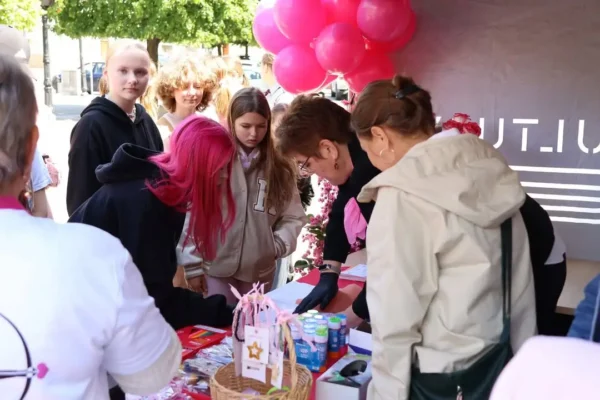 Światowy Dzień Walki z Rakiem Piersi w Pleszewie – profilaktyka i Onko-Marsz